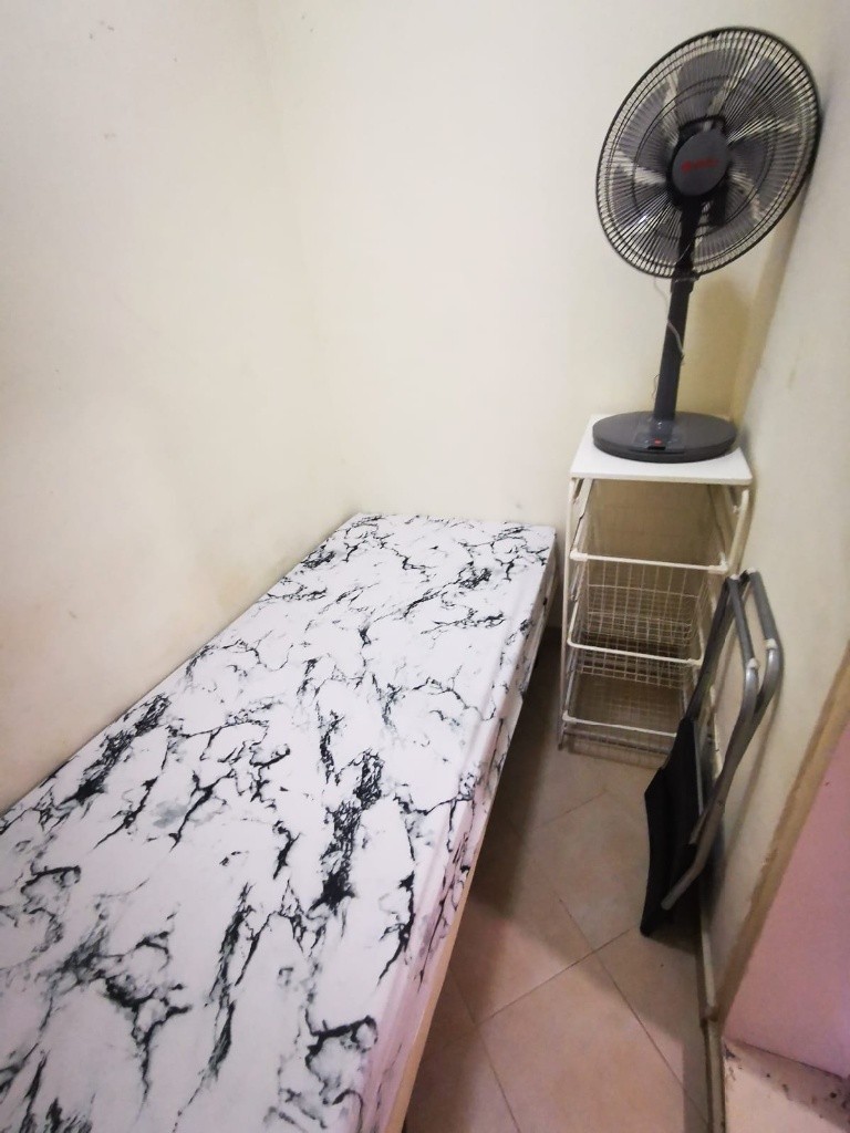 Available Dec 01/Common Room/Near Toa Payoh, Novena MRT/No Owner Staying/Fully Furnished with Bed/Wardrobe/WIFI - Toa Payoh - Bedroom - Homates Singapore