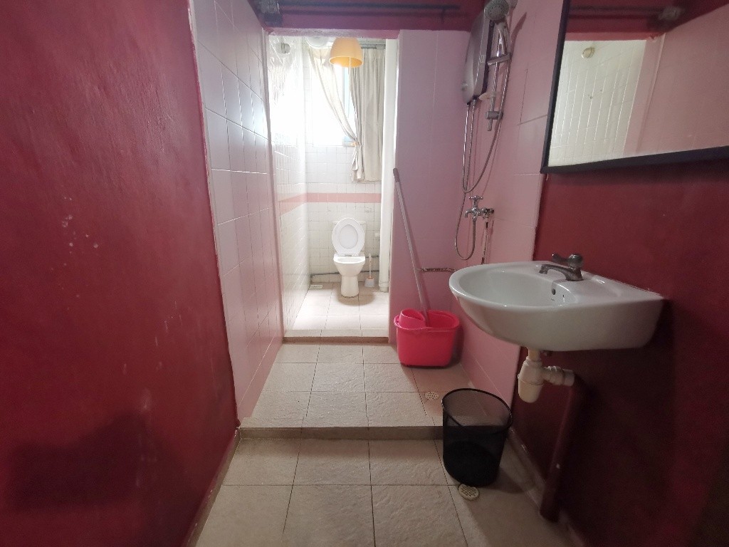 Room For Rent - Somerset, Newton, Dhoby Ghaut MRT/ Common room / 1-2 pax stay / Available﻿ Dec 25 - Orchard 烏節路 - 分租房間 - Homates 新加坡