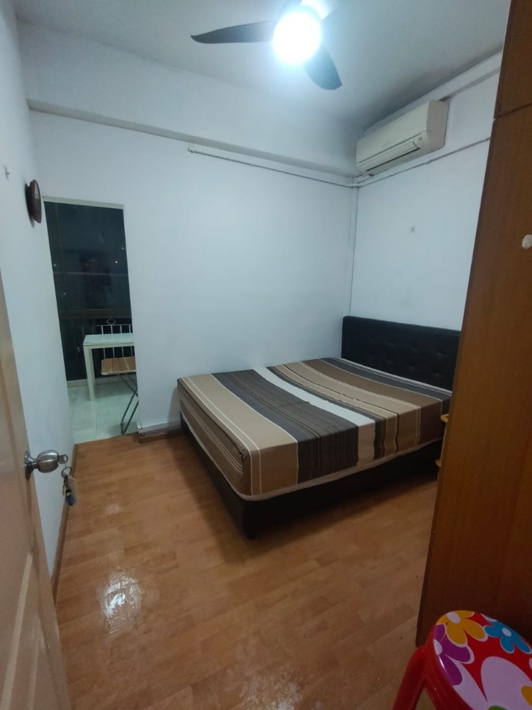 Room For Rent - Somerset, Newton, Dhoby Ghaut MRT/ Common room / 1-2 pax stay / Available﻿ Dec 25 - Orchard 烏節路 - 分租房間 - Homates 新加坡