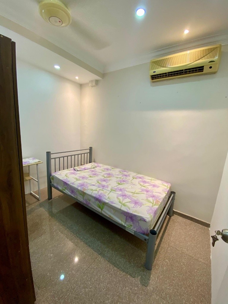 Room for rent / Kembangan, Eunos mrt / Common room / 1-2 pax stay/ Available 15 Jan - Eunos 友諾士 - 整個住家 - Homates 新加坡