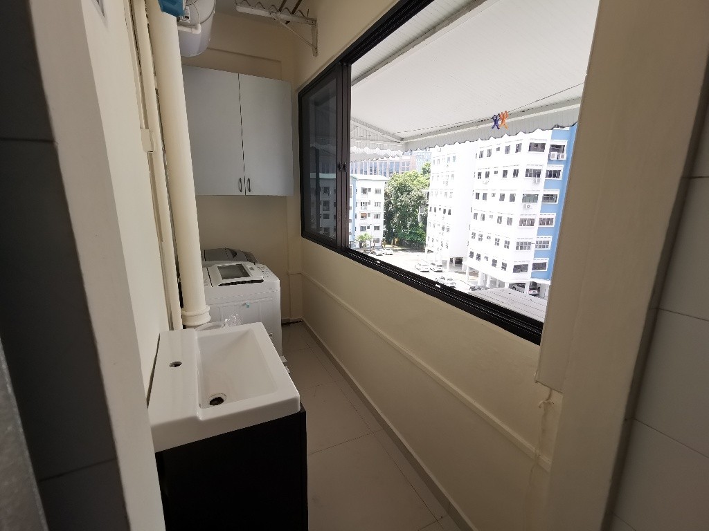 Room For Rent - Somerset, Newton,Dhoby Ghaut MRT/ Common room / 1 pax stay / Available﻿ Immediately - Toa Payoh 大巴窑 - 整个住家 - Homates 新加坡