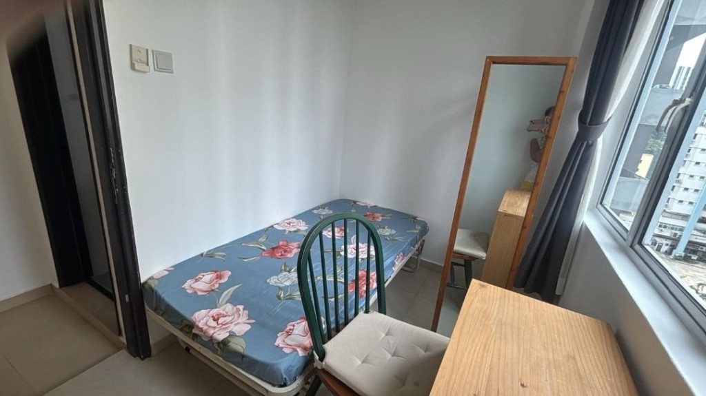 Room for rent / Toa Payoh, Boon Keng, Novena MRT / Common room / 1 pax stay / Available﻿ IMMEDIATE - Toa Payoh 大巴窑 - 整个住家 - Homates 新加坡