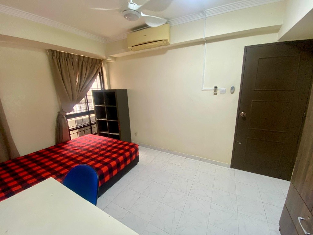 Available﻿ Immediately - Common Room/Include Utilities/Wifi/Aircon/No Agent Fee/Light Cooking Allowed/Washing Machine - Toa Payoh 大巴窑 - 整个住家 - Homates 新加坡