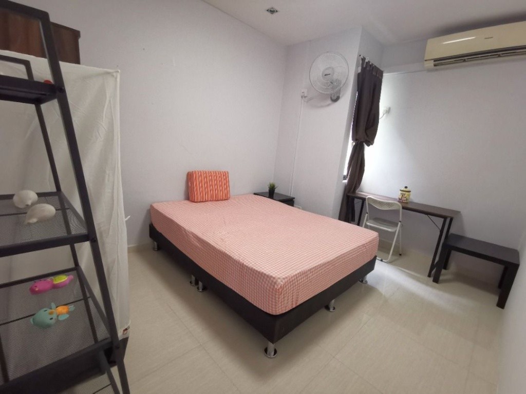 Room for rent / Kembangan, Eunos / Common room / 1pax stay / Available immediately - Eunos 友諾士 - 分租房間 - Homates 新加坡