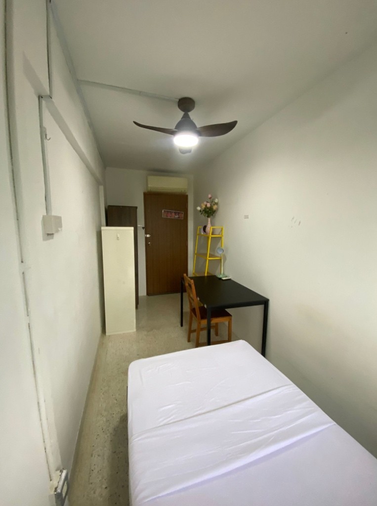 Available﻿ Immediate- Common Room/Include Utilities/Wifi/Aircon/No Agent Fee/Light Cooking Allowed/Washing Machine - Outram 欧南 - 分租房间 - Homates 新加坡