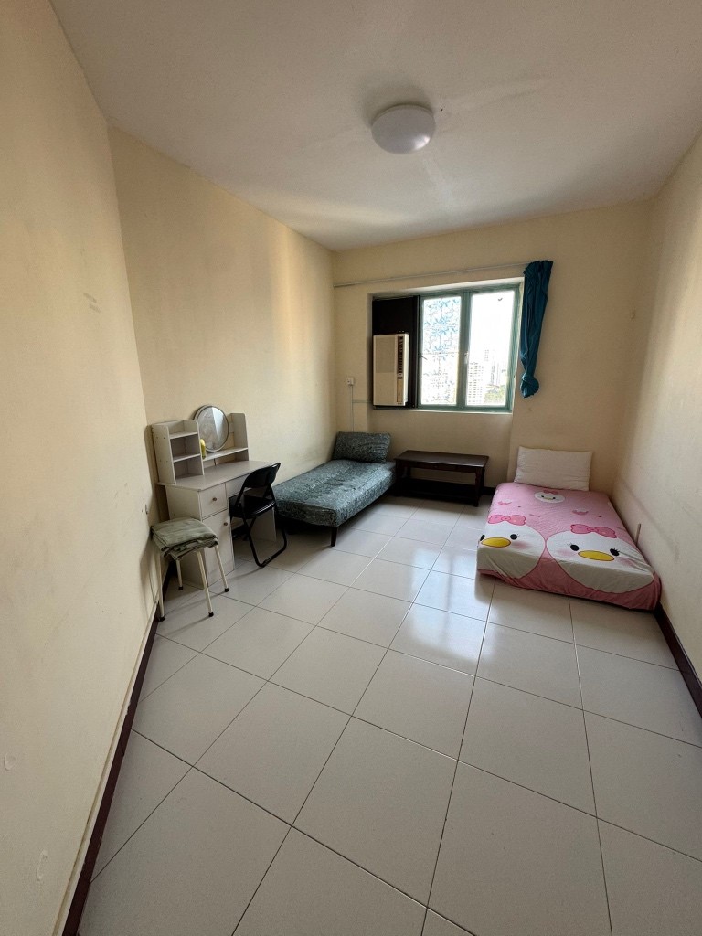 Available﻿ Immediately - Common Room/Include Utilities/Wifi/Aircon/No Agent Fee/Light Cooking Allowed/Washing Machine - Toa Payoh - Bedroom - Homates Singapore