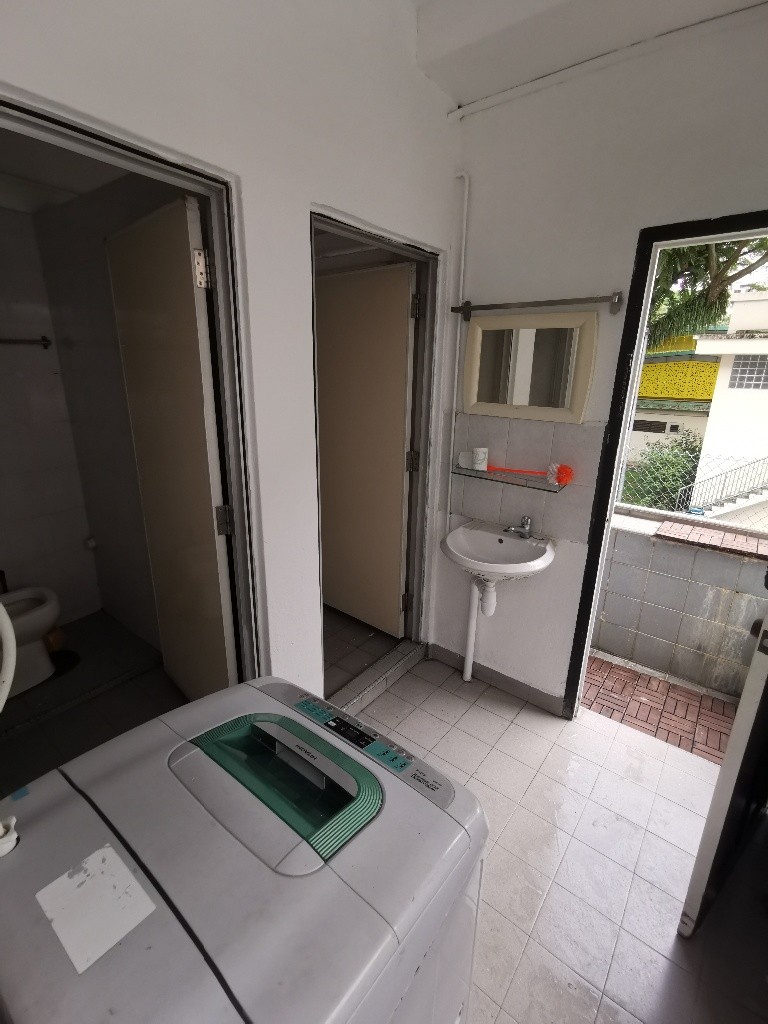 Available﻿ Jul 20 - Common Room/Include Utilities/Wifi/Aircon/No Agent Fee/Light Cooking Allowed/Washing Machine - Toa Payoh 大巴窑 - 整个住家 - Homates 新加坡