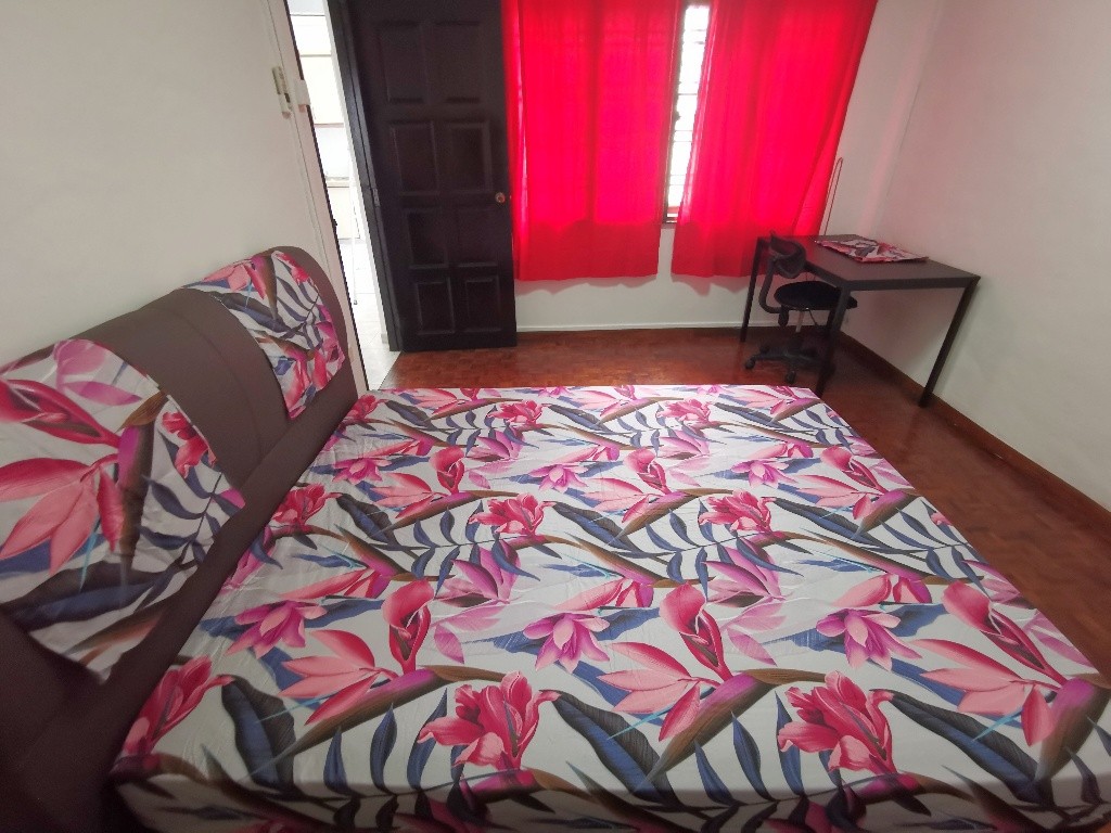 Room for rent / TOA PAYOH / NOVENA / Common room / 1pax stay / Available immediate - Toa Payoh - Bedroom - Homates Singapore