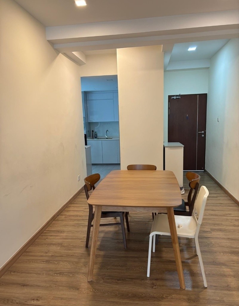 "Room for rent / BALESTIER / NOVENA / TOA PAYOH MRT / Common room / 1pax stay / Available October 6"		 - Toa Payoh - Bedroom - Homates Singapore