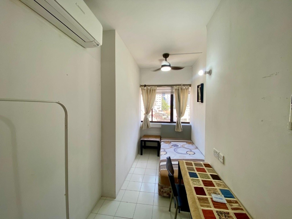 Room for rent / ORCHARD / SOMERSET / Common room / 1pax stay / Available 6 Oct - River Valley - Bedroom - Homates Singapore