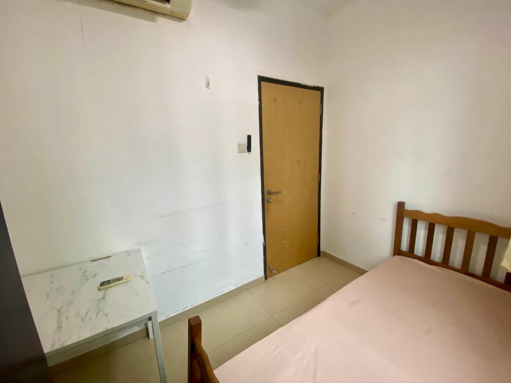 Room for rent / TOA PAYOH / Common room / 1pax stay / Available 26 Sept - Toa Payoh - Bedroom - Homates Singapore