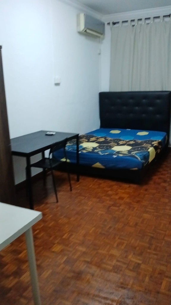 Room for rent / Toa Payoh / Common room / 1pax stay / Available 30 Oct - Toa Payoh 大巴窑 - 分租房间 - Homates 新加坡