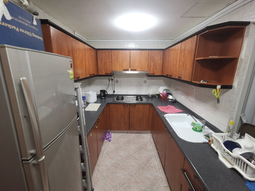 Room for rent / Orchard, Stevens / Common room / 1-2-3pax stay / Available 2 November - Orchard 烏節路 - 分租房間 - Homates 新加坡