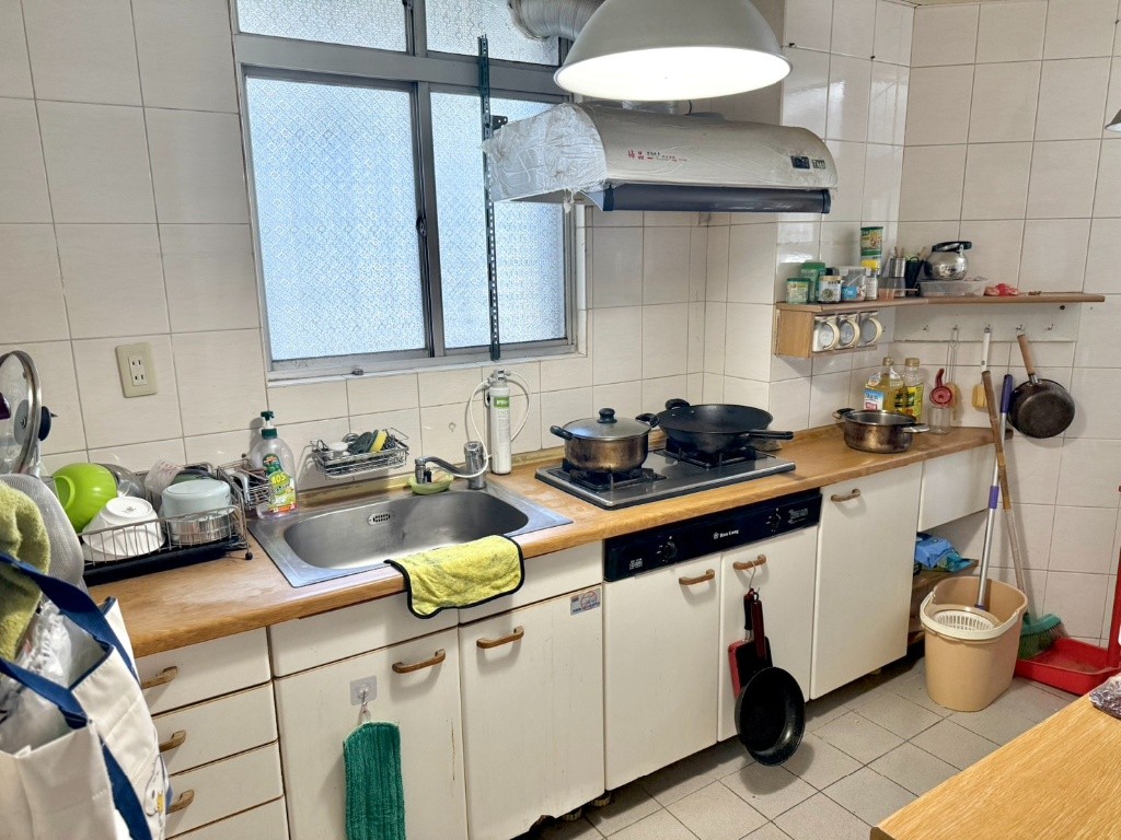 急徵室友 | 頂溪捷運站700米 | 三樓家庭式 - 永和區 - 雅房 - Homates 台灣