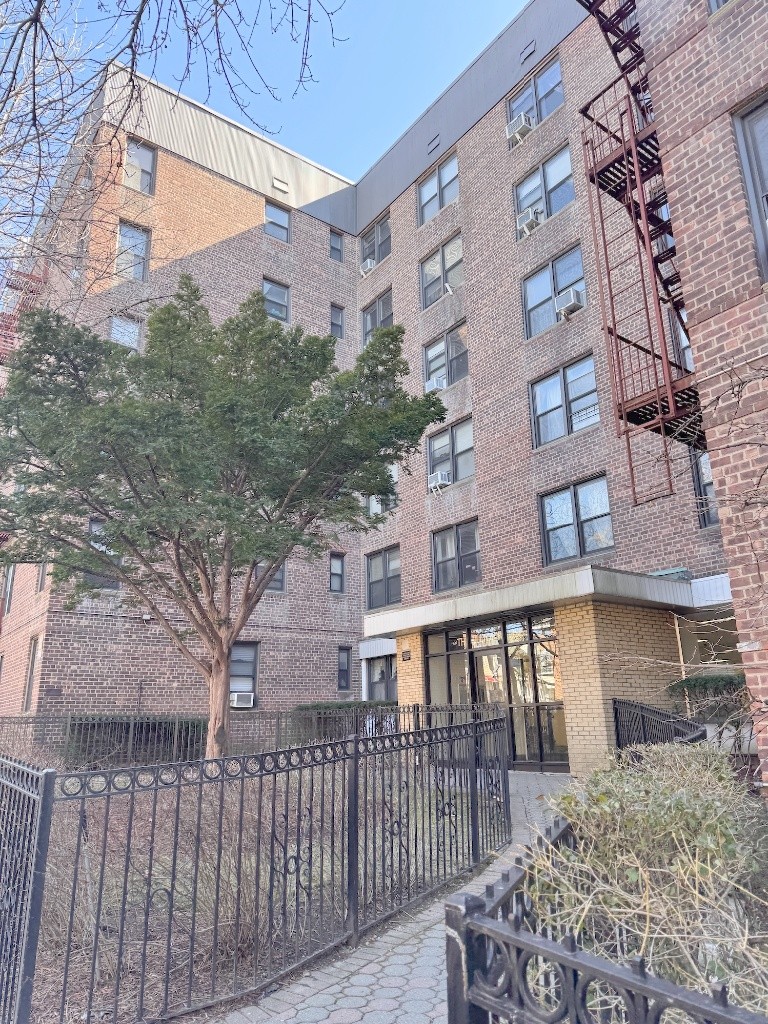 纽约皇后区Elmhurst地铁附近公寓楼两室一厅$2600/月 - Elmhurst - 整套出租 - Homates 美国
