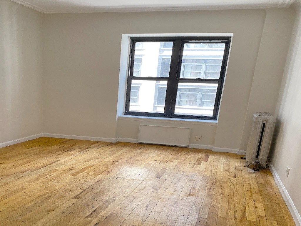 曼哈顿中城近帝国大厦两室一厅出租_$4800/月包水暖 -  - Flat - Homates United States