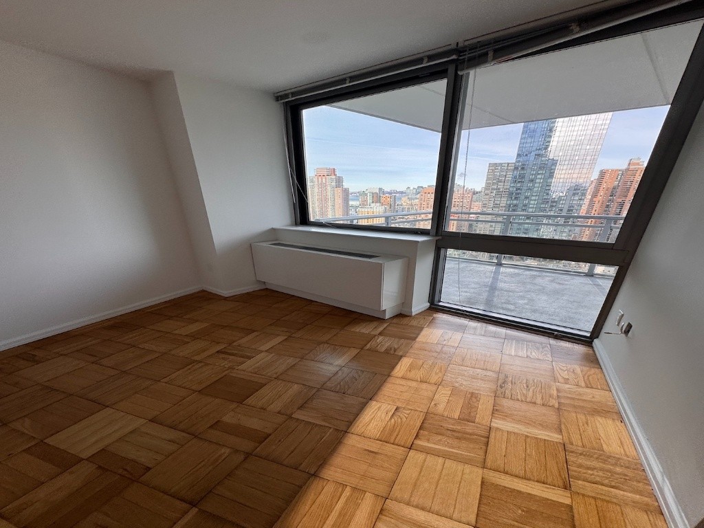 纽约曼哈顿中城一室一厅出租$4425/月包水暖 -  - Flat - Homates United States